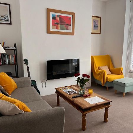 Lovely - 1 Bedroom Flat In Hastings Town Centre ภายนอก รูปภาพ