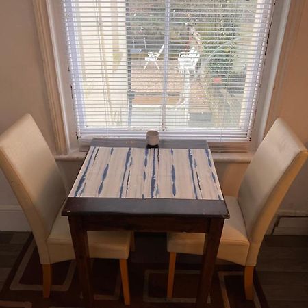 Lovely - 1 Bedroom Flat In Hastings Town Centre ภายนอก รูปภาพ