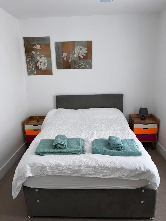 Lovely - 1 Bedroom Flat In Hastings Town Centre ภายนอก รูปภาพ