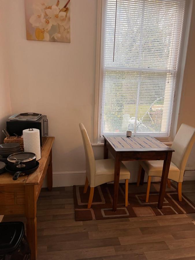 Lovely - 1 Bedroom Flat In Hastings Town Centre ภายนอก รูปภาพ